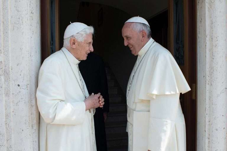 The two popes and the mystery of the - Corrispondenza romana