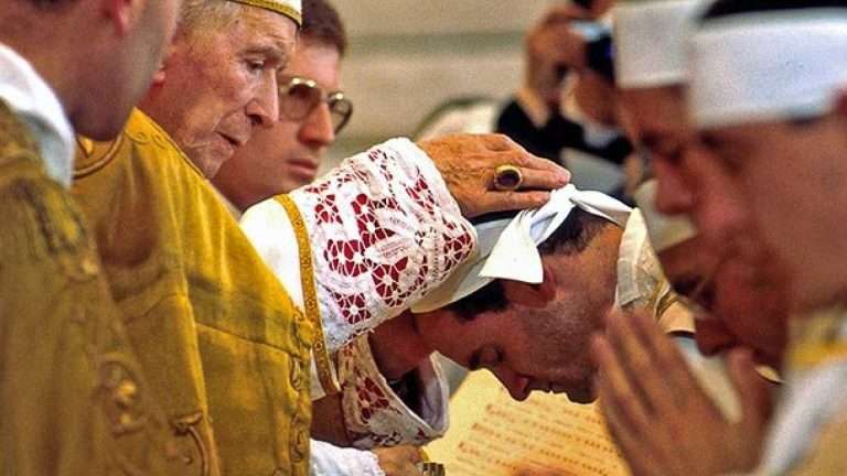 mgr_marcel_lefebvre_sacres_fsspx