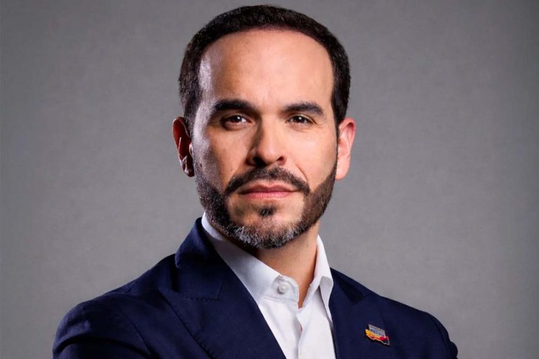 Il nuovo presidente colombiano De La Espriella chiude l'ambasciata all'Avana